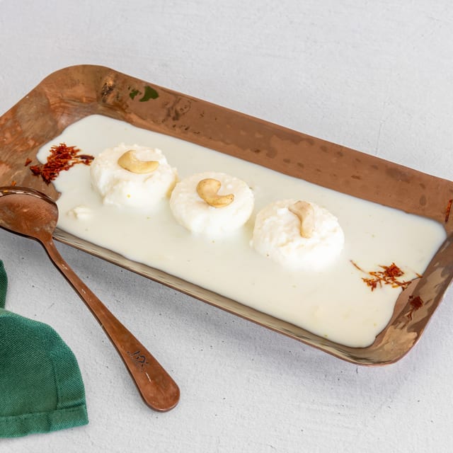 Rasmalai (2pcs).